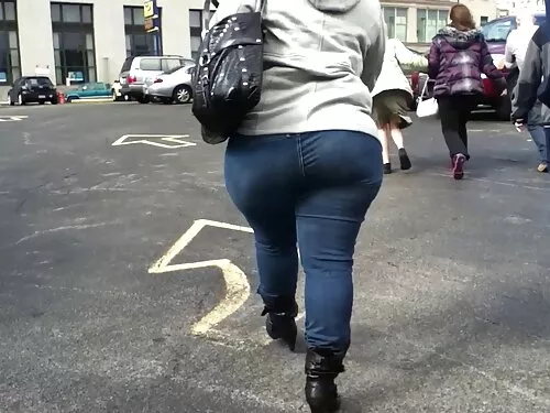 Un tânăr va face sex ...