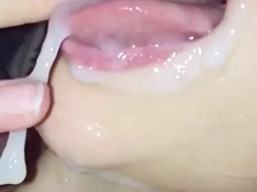Video porno femeie a ...