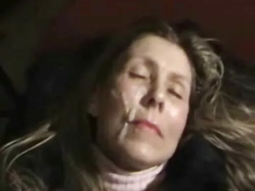 Femeie de culoare ma ...